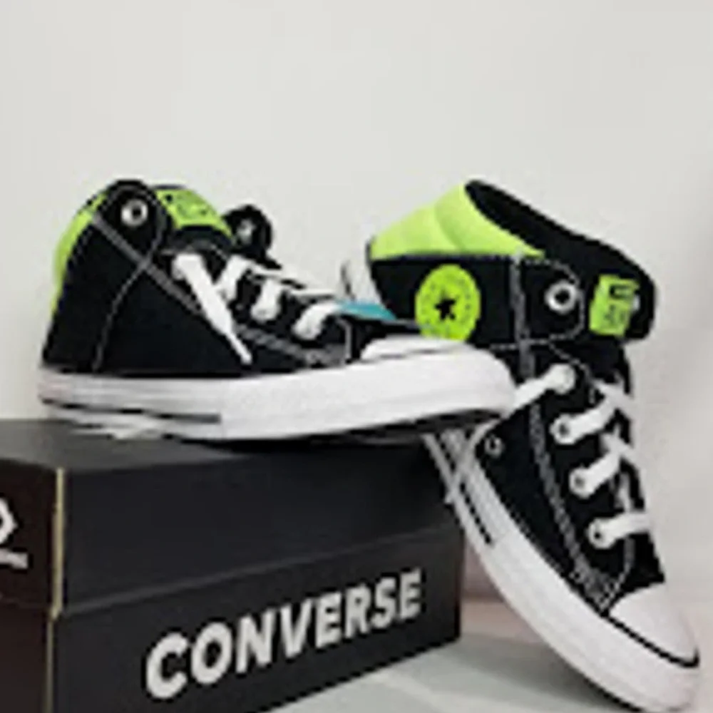 Converse CTAS Axel Hyper Bright Mid Tops Youth 3 A07369F NWT